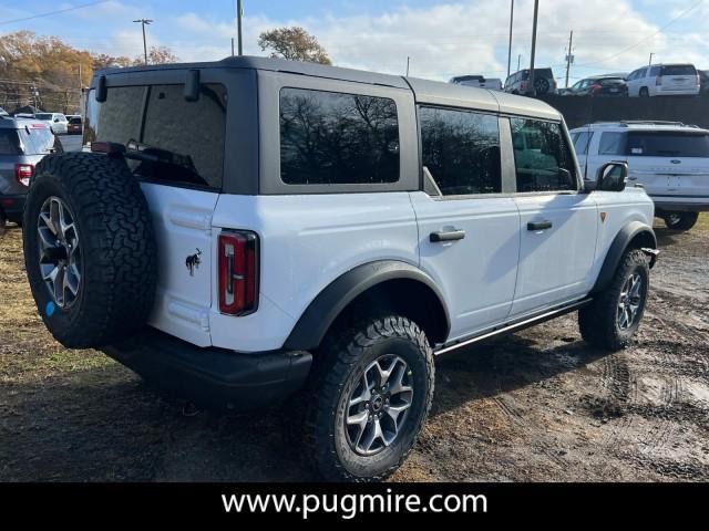 new 2024 Ford Bronco car, priced at $59,380