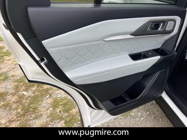 new 2025 Ford Explorer car, priced at $58,595