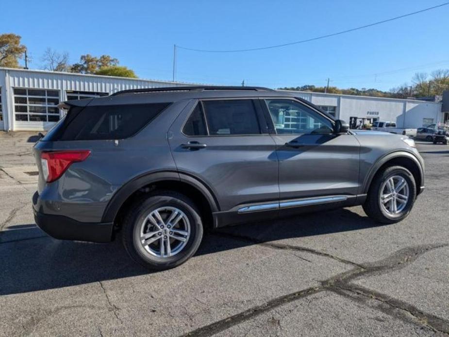 new 2024 Ford Explorer car, priced at $40,185