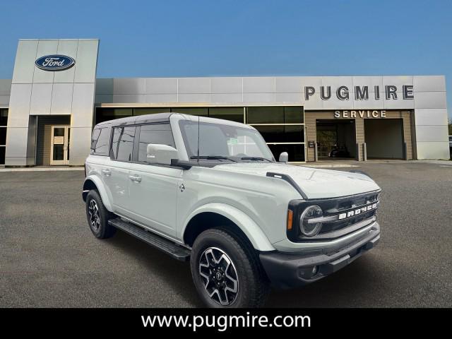 new 2024 Ford Bronco car, priced at $49,055