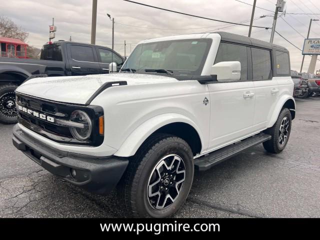 new 2024 Ford Bronco car, priced at $48,960