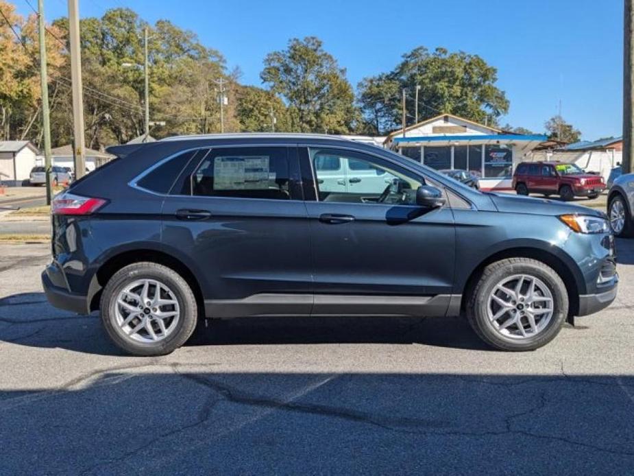 new 2024 Ford Edge car, priced at $35,920