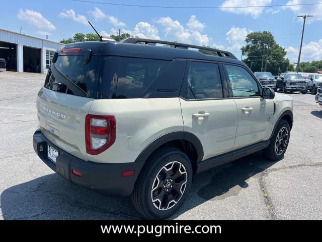 new 2025 Ford Bronco Sport car, priced at $33,985