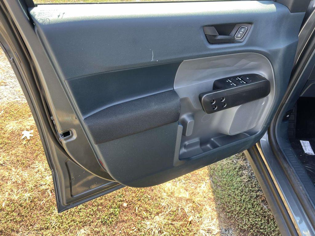 new 2025 Ford Maverick car, priced at $27,910