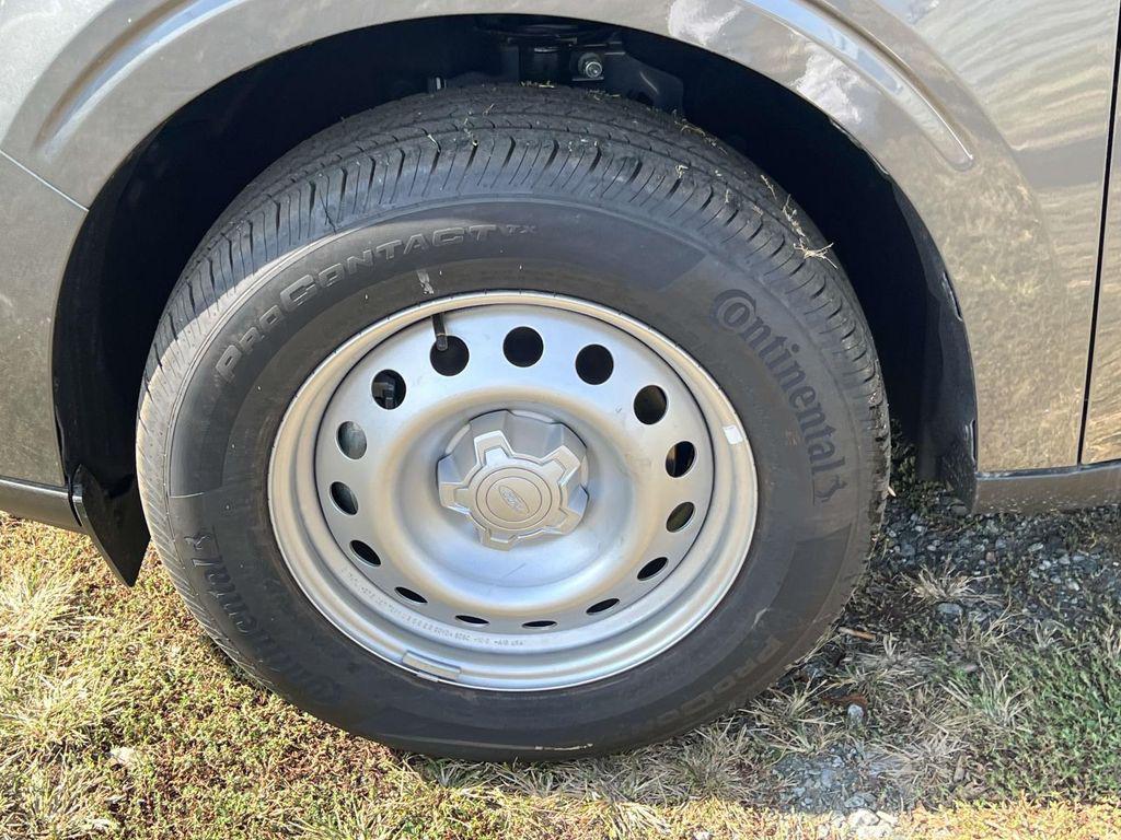 new 2025 Ford Maverick car, priced at $27,910