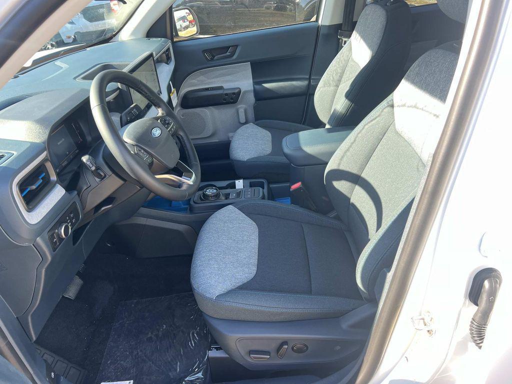 new 2025 Ford Maverick car, priced at $32,290