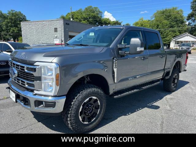 new 2025 Ford F-250 car, priced at $60,560