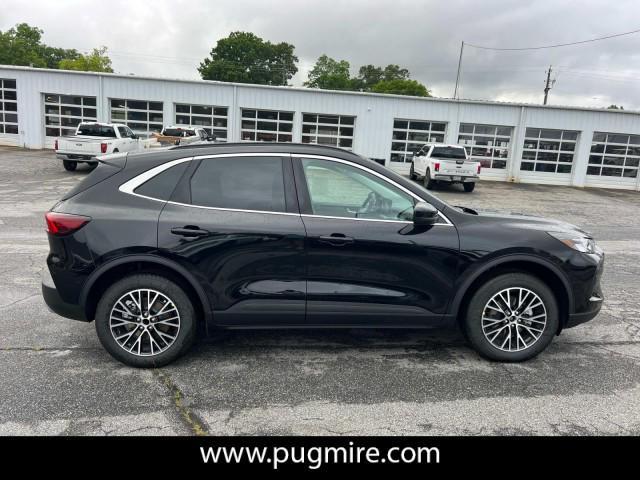 new 2025 Ford Escape PHEV car, priced at $34,595