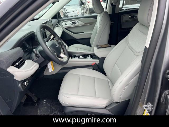 new 2025 Ford Explorer car, priced at $40,265