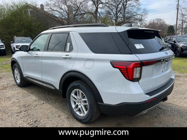 new 2025 Ford Explorer car, priced at $40,010