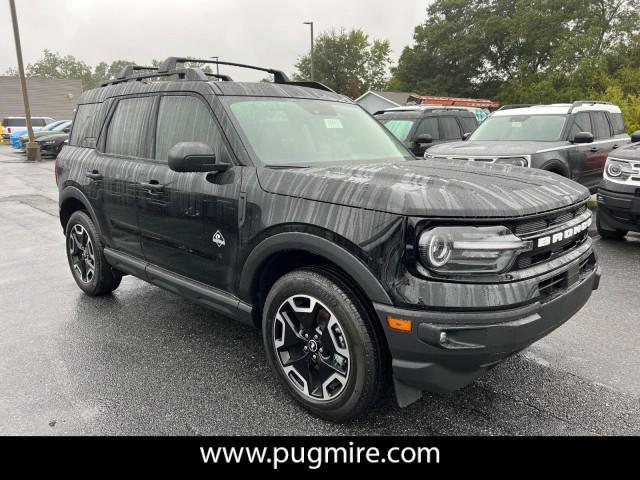 new 2024 Ford Bronco Sport car, priced at $33,575