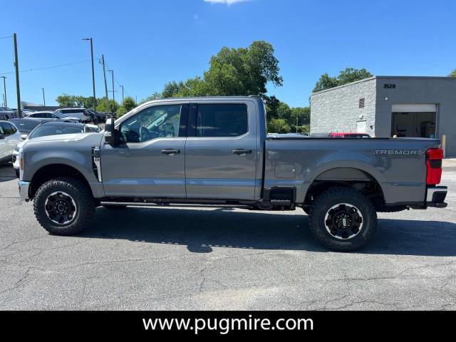 new 2025 Ford F-250 car, priced at $60,560