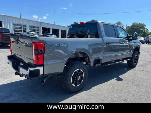 new 2025 Ford F-250 car, priced at $60,560