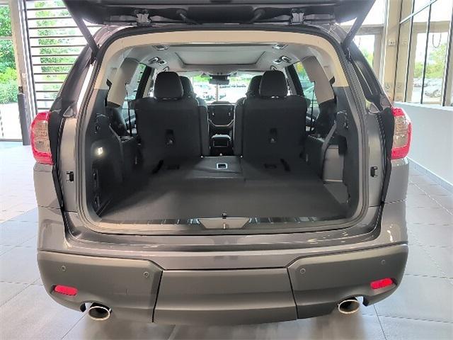 new 2025 Subaru Ascent car, priced at $54,345