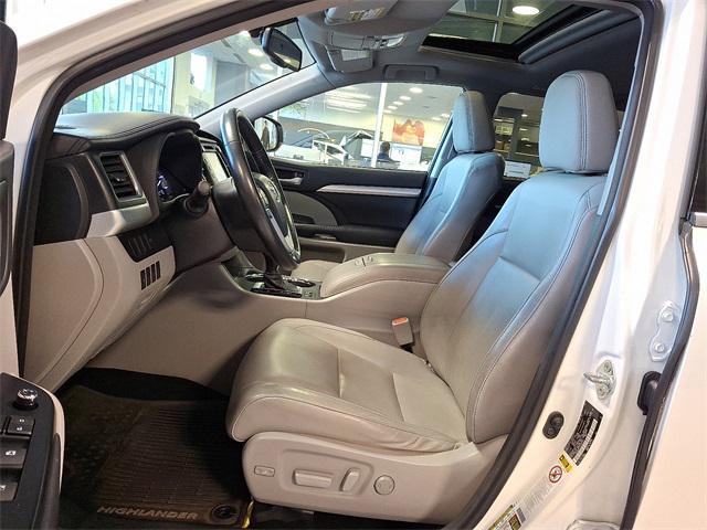 used 2014 Toyota Highlander car, priced at $19,000