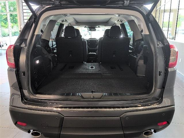 new 2025 Subaru Ascent car, priced at $50,885