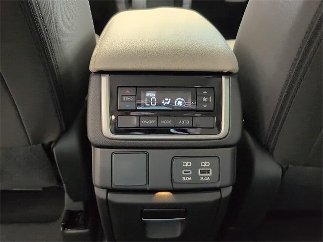 new 2025 Subaru Ascent car, priced at $39,626
