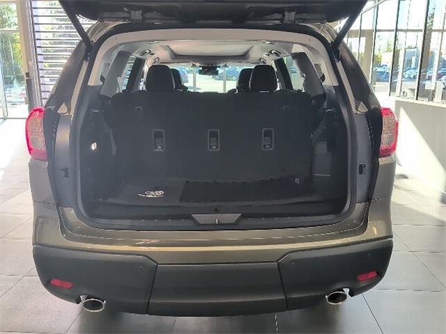 new 2025 Subaru Ascent car, priced at $54,427