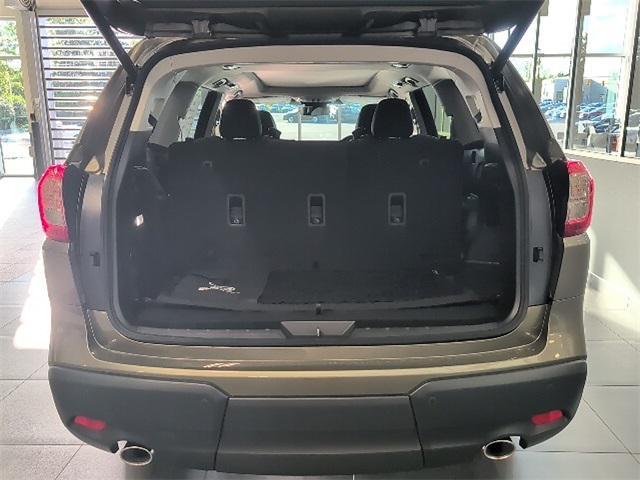 new 2025 Subaru Ascent car, priced at $42,830