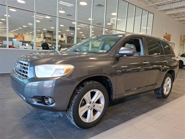 used 2008 Toyota Highlander car, priced at $11,000