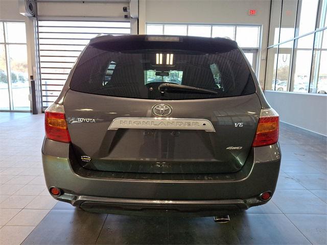 used 2008 Toyota Highlander car, priced at $11,000