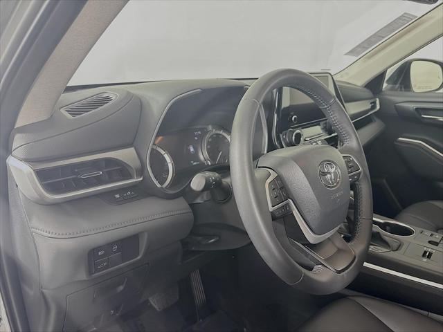 used 2024 Toyota Highlander car, priced at $46,000