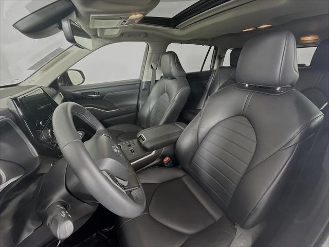 used 2024 Toyota Highlander car, priced at $46,000