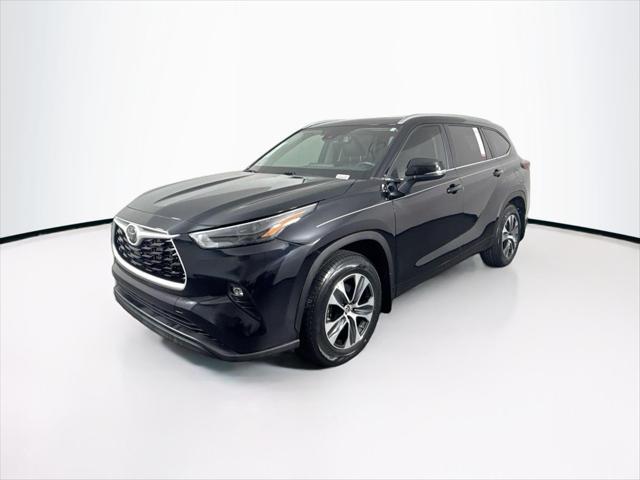 used 2024 Toyota Highlander car, priced at $47,500