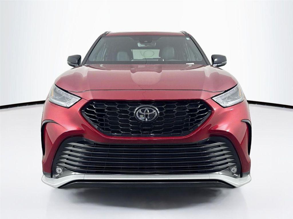 used 2024 Toyota Highlander car, priced at $46,000