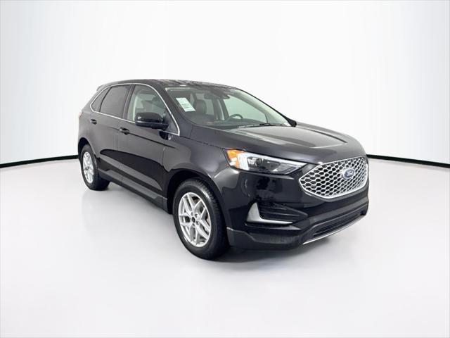 used 2024 Ford Edge car, priced at $29,500