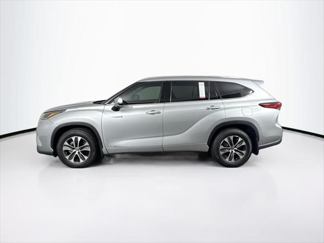 used 2021 Toyota Highlander Hybrid car, priced at $41,500