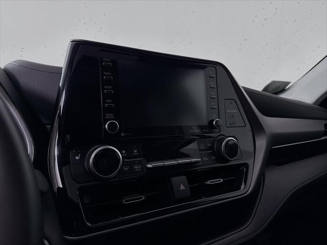 used 2021 Toyota Highlander Hybrid car, priced at $45,000