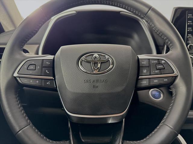 used 2021 Toyota Highlander Hybrid car, priced at $41,500