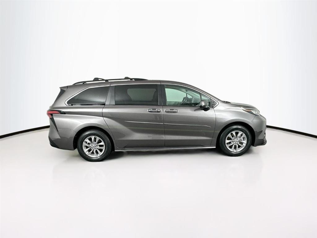 used 2022 Toyota Sienna car, priced at $43,500