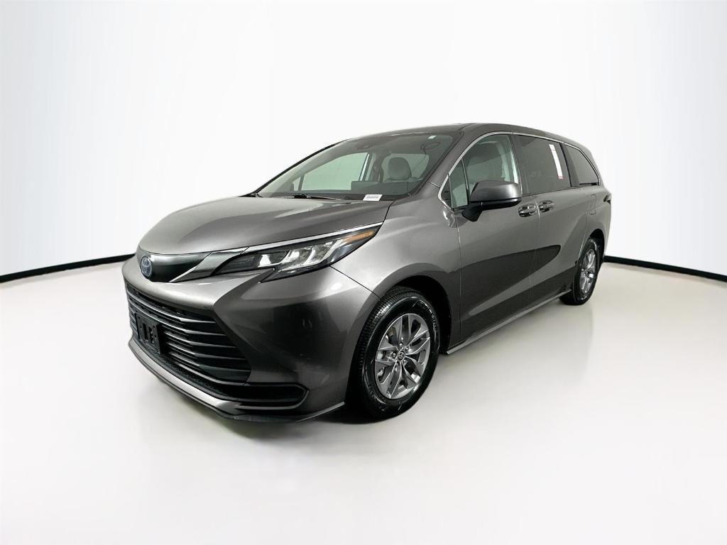 used 2023 Toyota Sienna car, priced at $41,500