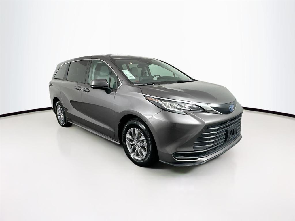 used 2023 Toyota Sienna car, priced at $41,500