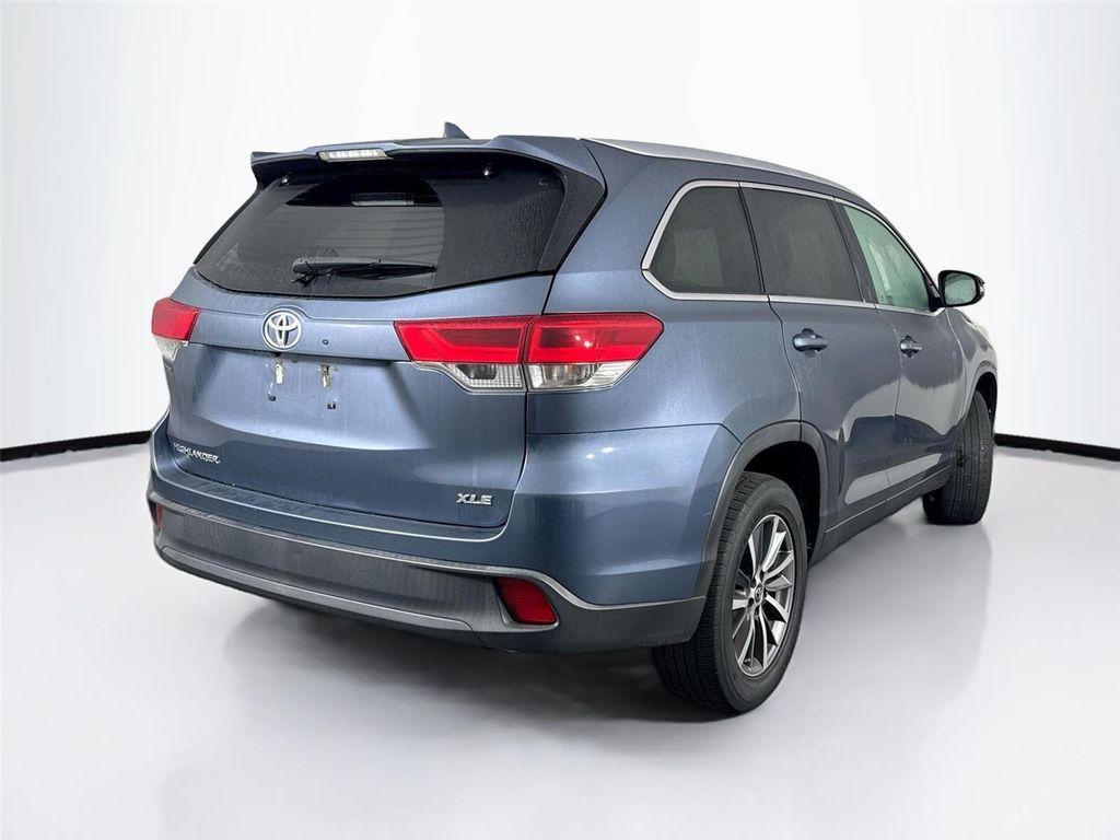 used 2019 Toyota Highlander car, priced at $24,800