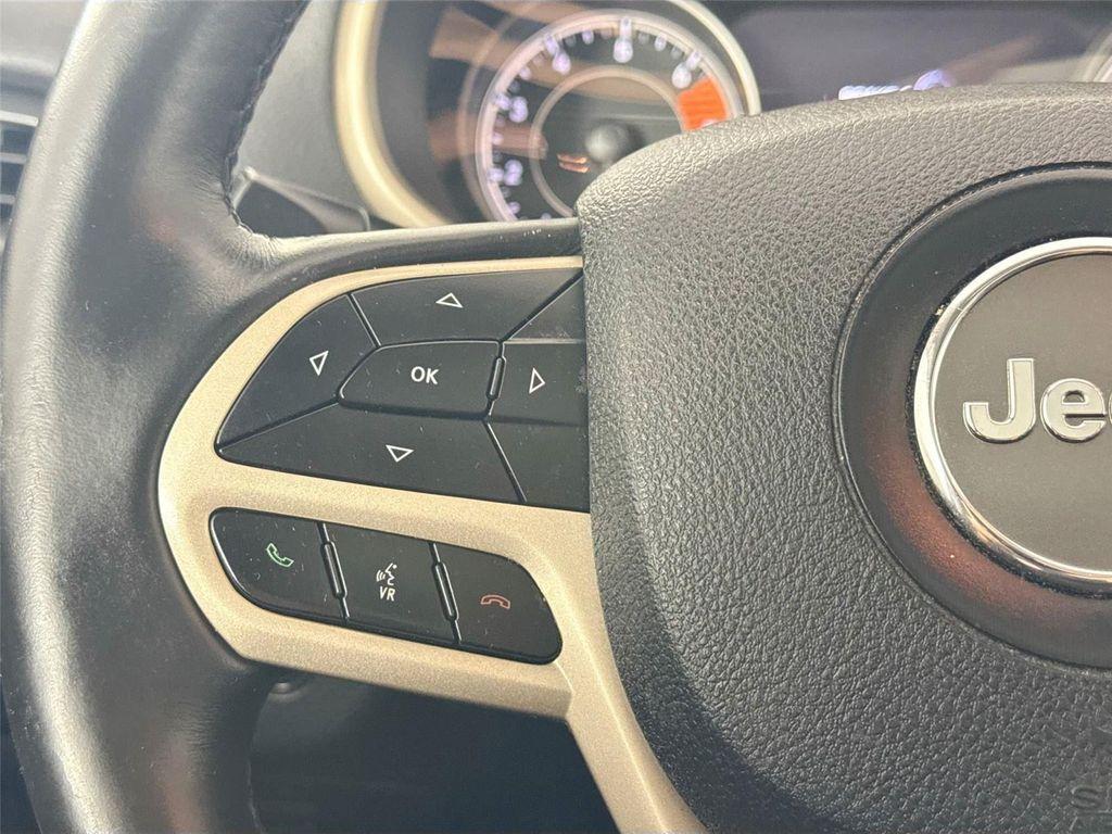 used 2018 Jeep Cherokee car, priced at $15,500