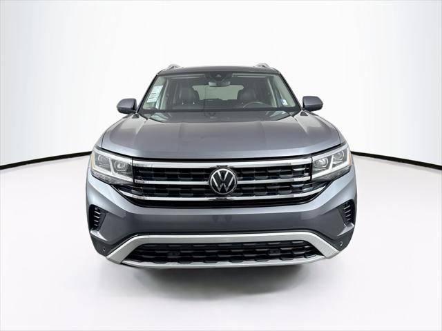 used 2021 Volkswagen Atlas car, priced at $30,000