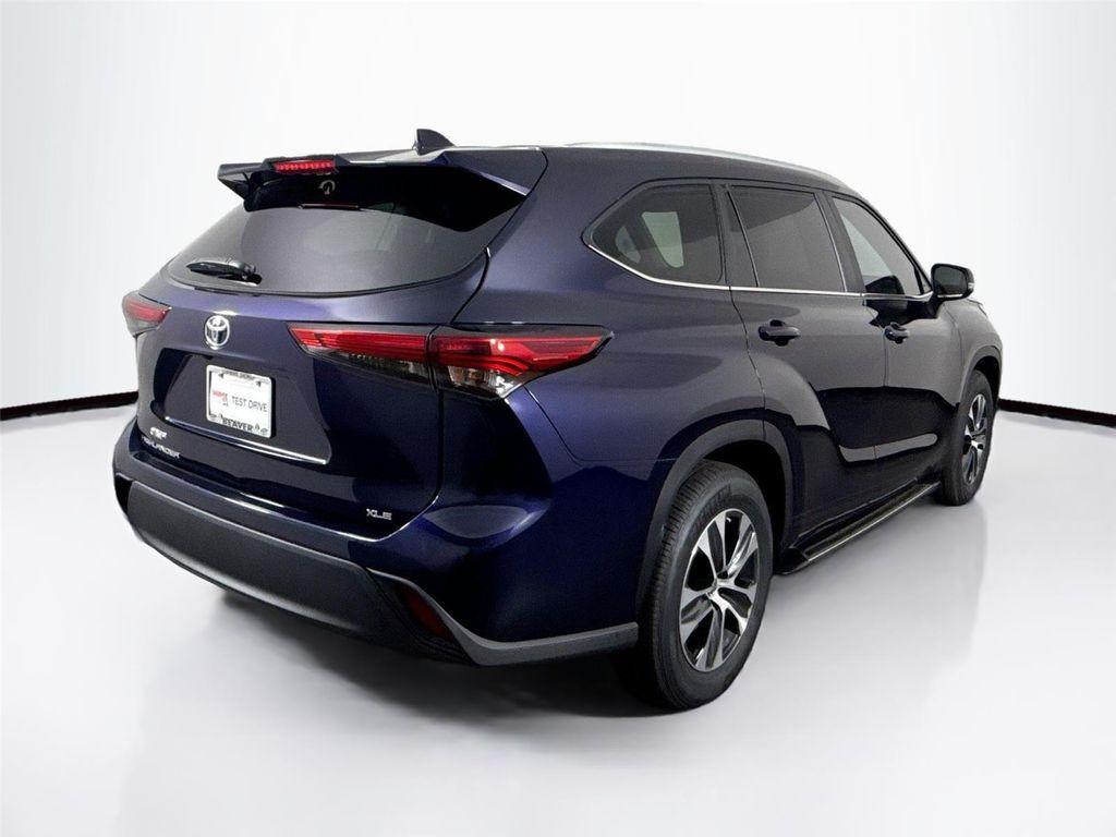 used 2023 Toyota Highlander car, priced at $40,000