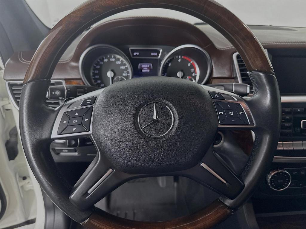 used 2015 Mercedes-Benz GL-Class car, priced at $20,000