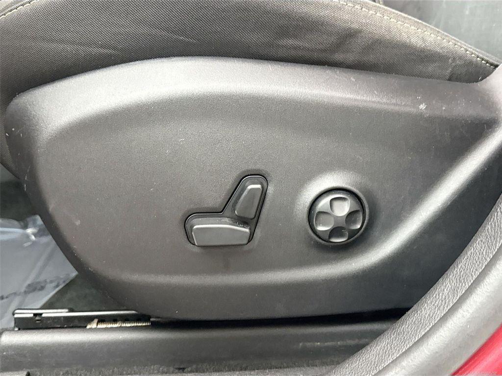 used 2016 Jeep Cherokee car, priced at $10,000