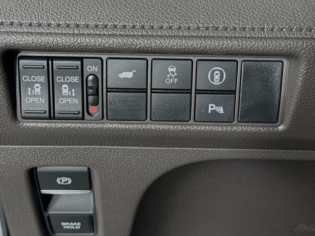 used 2023 Honda Odyssey car, priced at $44,500
