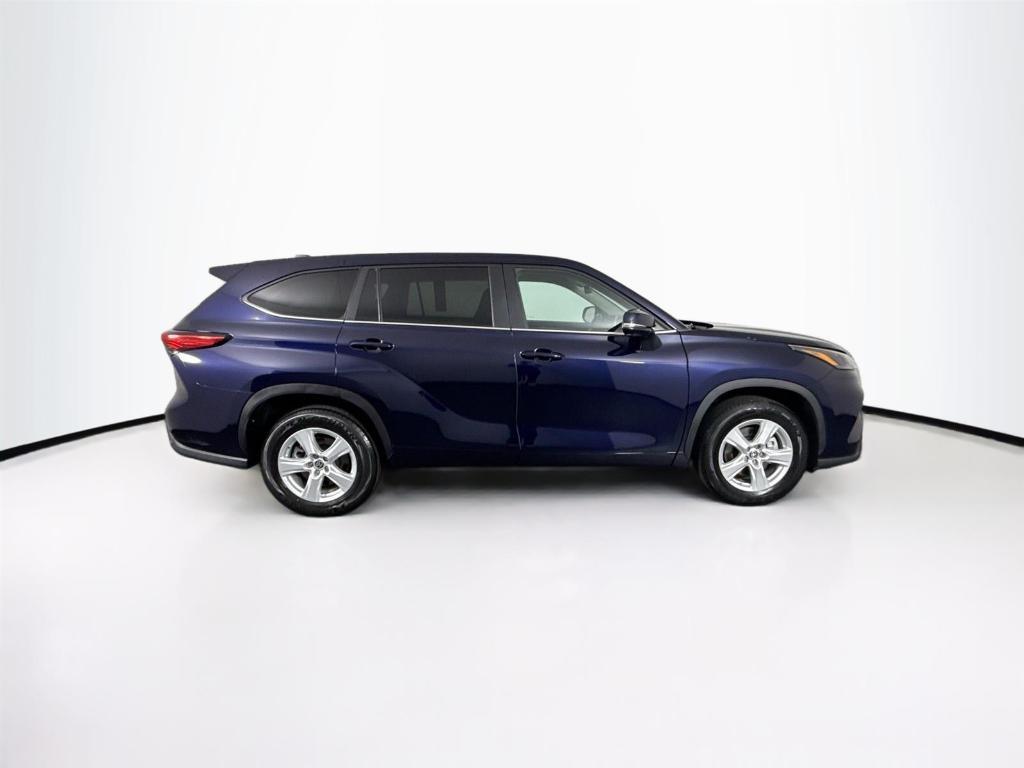 used 2023 Toyota Highlander car, priced at $37,500