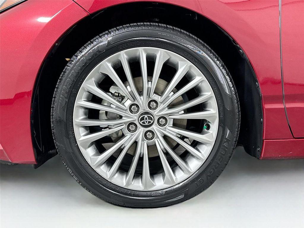 used 2022 Toyota Avalon Hybrid car, priced at $38,000