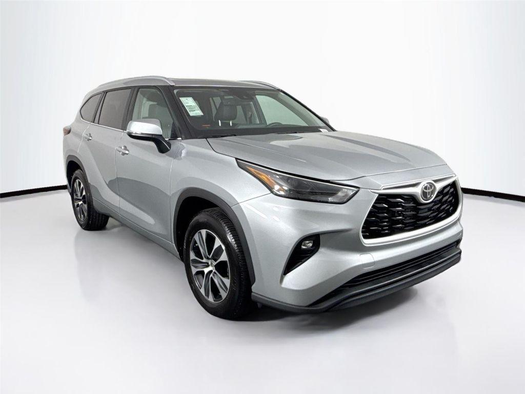 used 2024 Toyota Highlander car, priced at $43,000