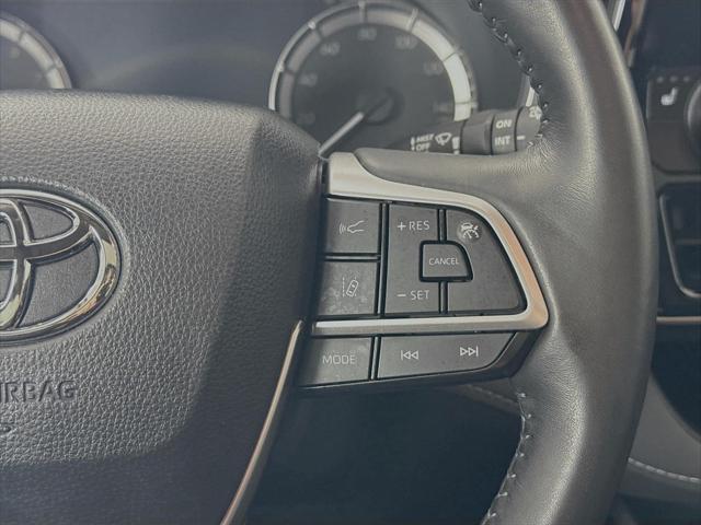 used 2024 Toyota Highlander car, priced at $45,000
