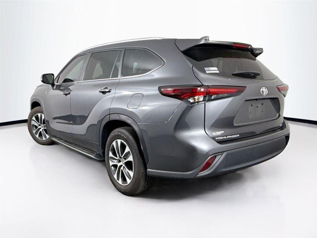 used 2024 Toyota Highlander car, priced at $43,000