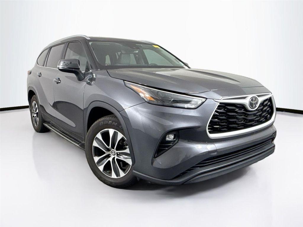 used 2024 Toyota Highlander car, priced at $43,000