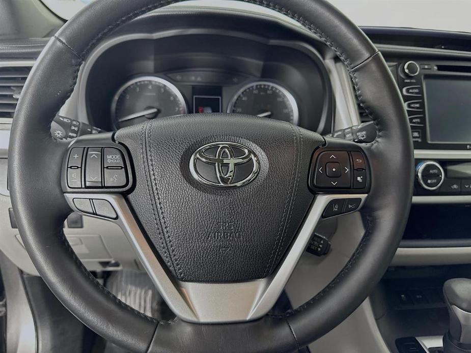 used 2019 Toyota Highlander car, priced at $41,000